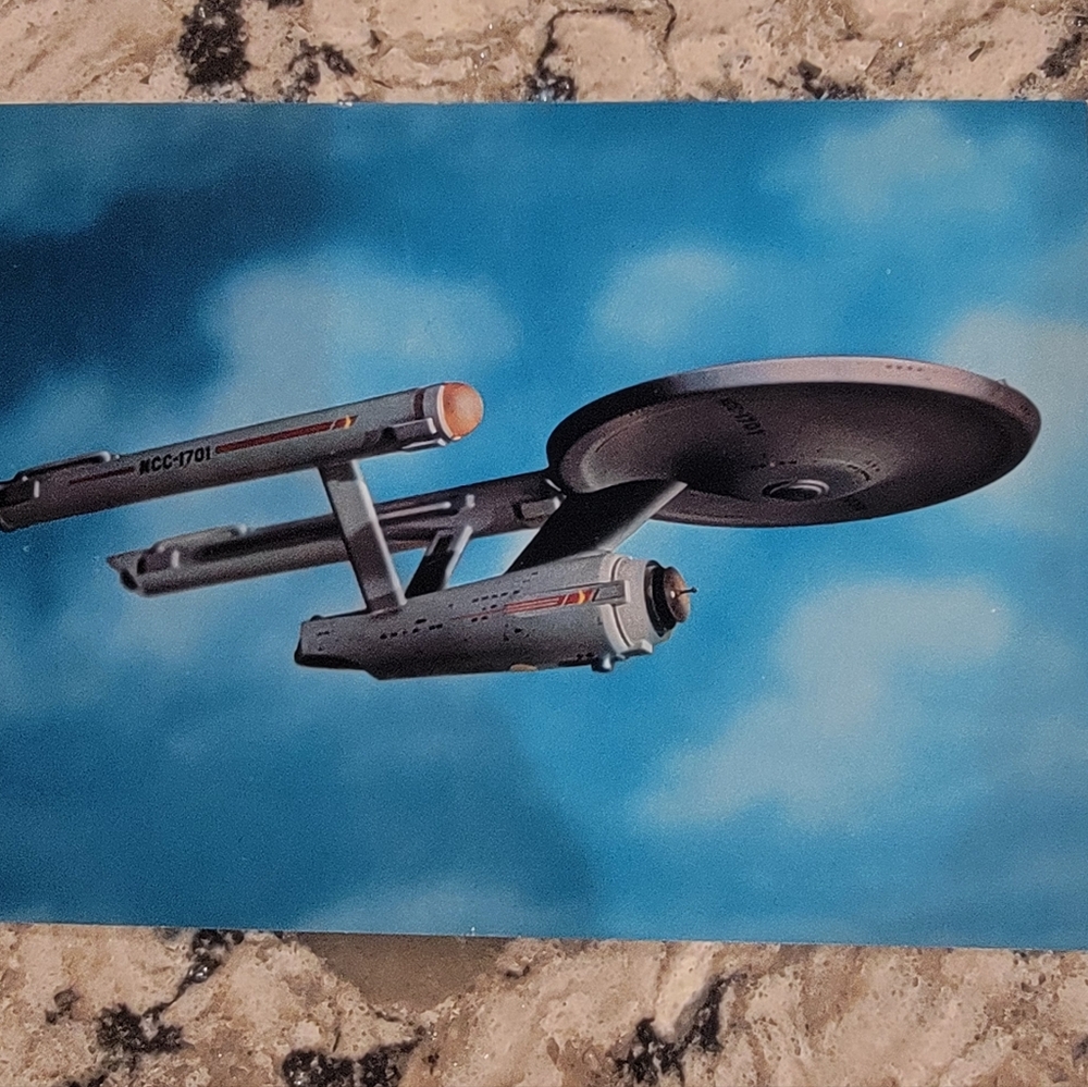 Vintage Authentic Set Of 8 Collectible Star Trek Postcards